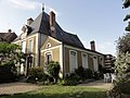 Beaumont-sur-Sarthe (Sarthe) Maison où habitait Georges Rouault, avec jardin.jpg