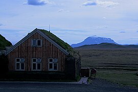 Blick von der Bauernsiedlung Möðrudalur auf den Herdubreit 6407.JPG