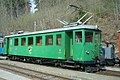 Motorwagen Be 4/4 111 der ehemaligen Chemins de fer électriques de la Gruyère| (CEG), als Leihgabe der Freiburgischen Verkehrsbetriebe (TPF) von 2004 bis 2011 bei der Museumsbahn[11], hier 2010 in Chamby-Musée (Chaulin)