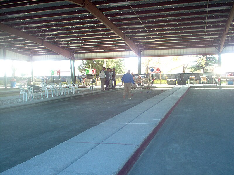 File:Bocce Play Cape Coral FL-2007.JPG