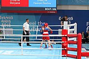 Deutsch: Boxen bei den Olympischen Jugendspielen 2018 Tag 12, 18. Oktober 2018 - Kampf um die Bronzemedaille im Fliegengewicht Mädchen – Heaven Destiny Garcia (USA, blau) schlägt Goryanana Stoeva (Bulgarien, rot) 5-0; Ringrichter ist Ishanguly Meretnyyazov (Turkmenistan). English: Boxing at the 2018 Summer Youth Olympics on 18 October 2018 – Girl's flyweight Bronze Medal Bout - Heaven Destiny Garcia (USA, blue) beats Goryanana Stoeva (Bulgaria, red) 5-0; Referee is Ishanguly Meretnyyazov (Turkmenistan). Español: Boxeo en los Juegos Olímpicos Juveniles de Verano de 2018 en 18 de octubre de 2018 - Combate a medalla de bronce de peso mosca para mujeres: Heaven Destiny Garcia (Estados Unidos, azul) le gana a Goryanana Stoeva (Bulgaria, roja) 5-0; El árbitro es Ishanguly Meretnyyazov (Turkmenistán).