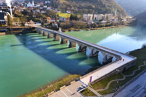 Mehemed-Pasa-Brücke in Visegrad (Luftbild), UNESCO-Weltkulturerbe in Bosnien-Herzegowina. Bridge on the Drina