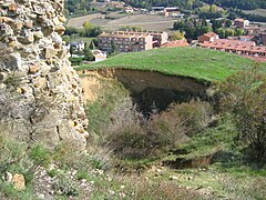 Hundimiento sobre una de las cuevas artificiales, visto desde la Torre Este