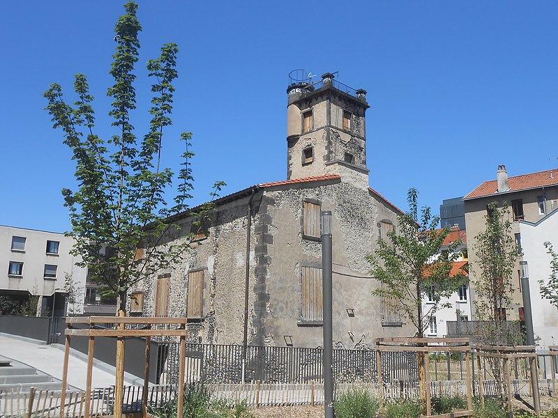 File:Château de Rabanesse - Clermont-Ferrand.jpg