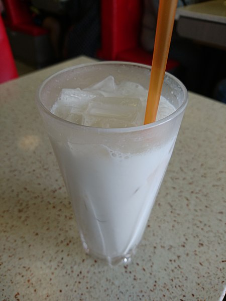 File:Coconut Milk with Ice.JPG