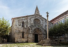 Colegiata de Santa María, iglesia románica del siglo XII