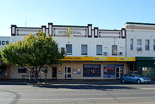 File:Cootamundra Central Hotel 002.JPG - Wikimedia Commons