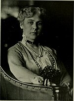 Delia Akeley, 1915.jpg