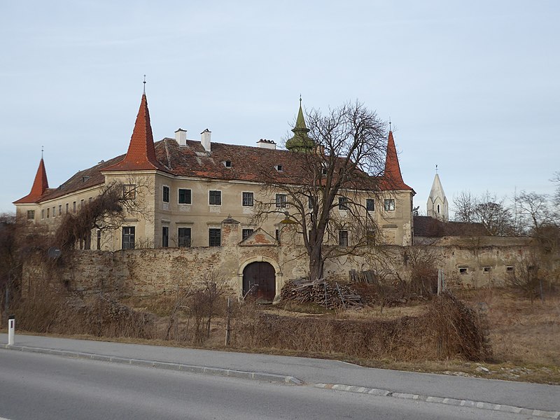 File:Droß Schloss06.jpg