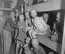 Sobrevivientes de Ebensee campo de concentración poco después de su liberación