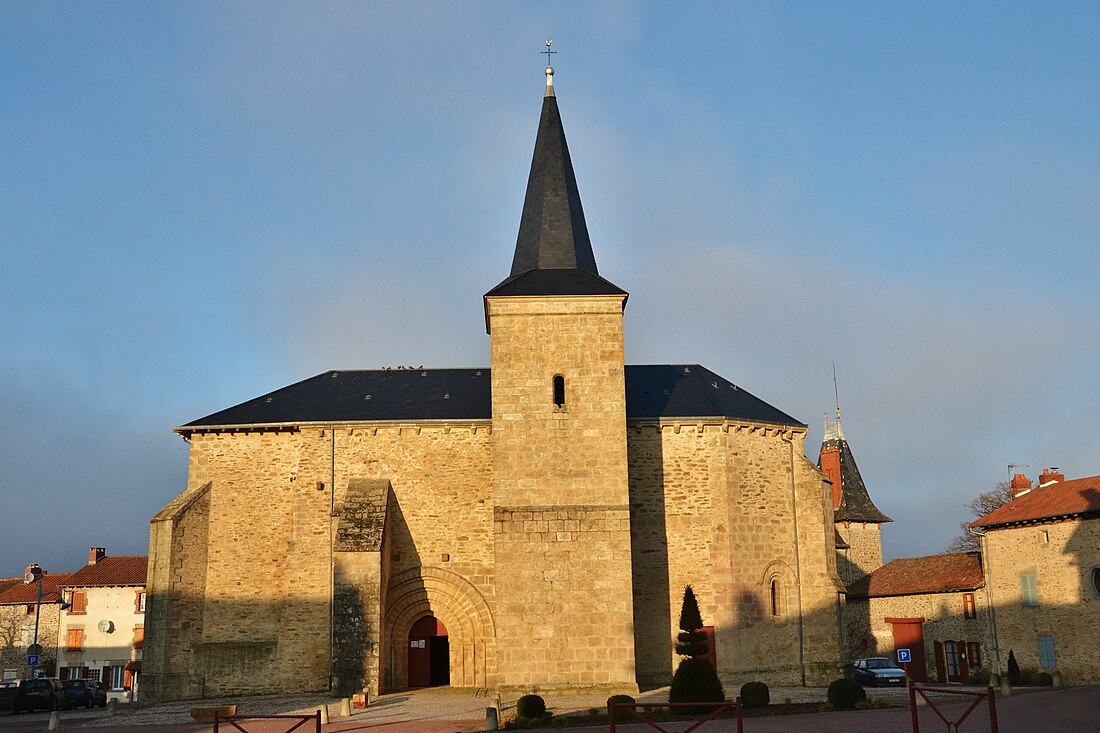 File:Eglise de Peyrilhac.JPG