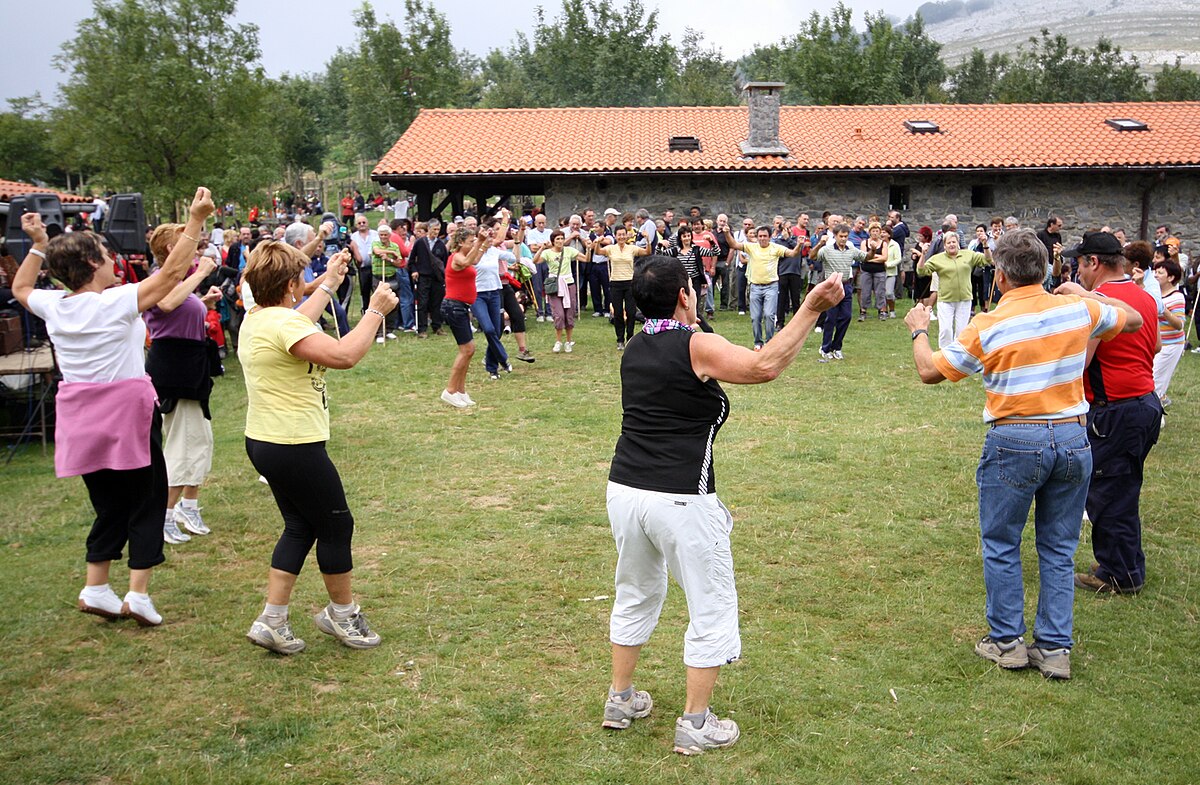 ¿Qué tipo de gente te jode más en un concierto?  - Página 6 1200px-Erromeria_ernio