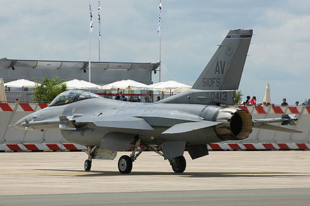 Tập tin:F-16 CG 02.jpg