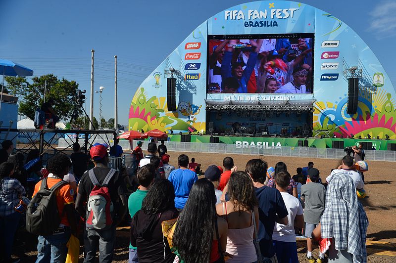 File:Fifa Fan Fest in Brasilia 05.jpg