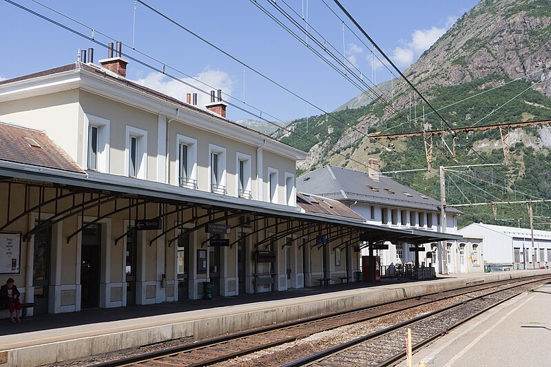 File:Gare de Saint-Jean-de-Maurienne - IMG 5804.jpg