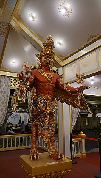 File:Garuda at the funeral of Bhumibol Adulyadej.jpg