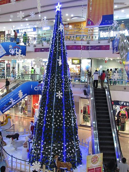 File:Giant-christmas-tree-at-sky-walk-mall-chennai.jpg