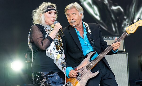 Matlock (right) performing with Blondie in 2023.