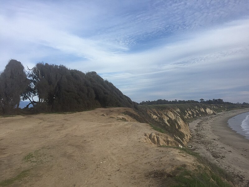 File:Goleta shoreline.jpg