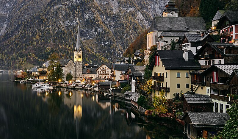 File:Hallstatt, Austria (38287415221).jpg