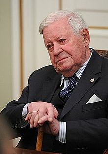 Helmut Schmidt Bundeskanzler - Moscow 11 dec 2013.jpg