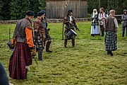 English: Historical reenactment (reconstruction), Scottish mercenaries. Belarusian state museum of folk architecture and life, Minsk district, Belarus Беларуская: Гістарычная рэканструкцыя, шатландскія наёмнікі. Беларускі дзяржаўны музей народнай архітэктуры і побыту, Мінскі раён, Беларусь Русский: Историческая реконструкция, шотландские наёмники. Белорусский государственный музей народной архитектуры и быта, Минский район, Беларусь