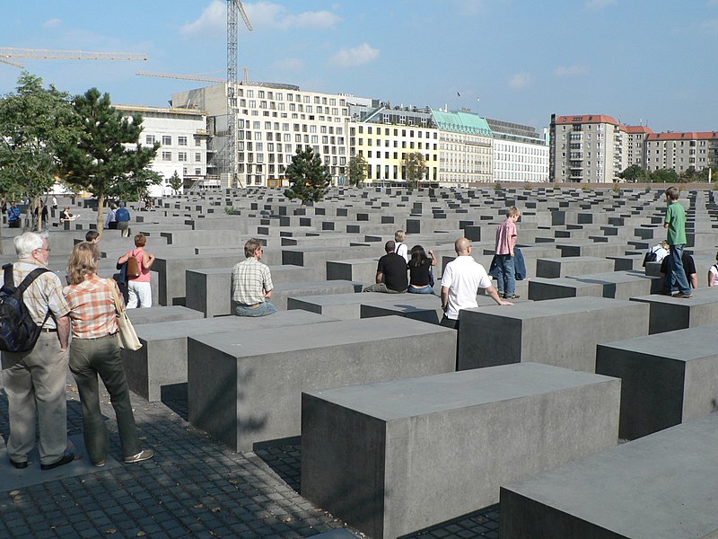 Правительства Германии и США объявили о «значительном прогрессе» в диалоге о памяти Холокоста