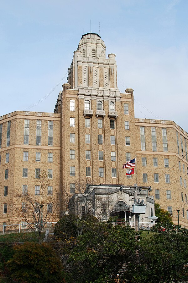 Hot Springs Rehabilitation Center—now known as Arkansas Career Training Institute—was formerly an Army and Navy Hospital.