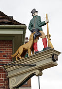 Huntsman and Dog on the Green Man pub - Bloye - angled
