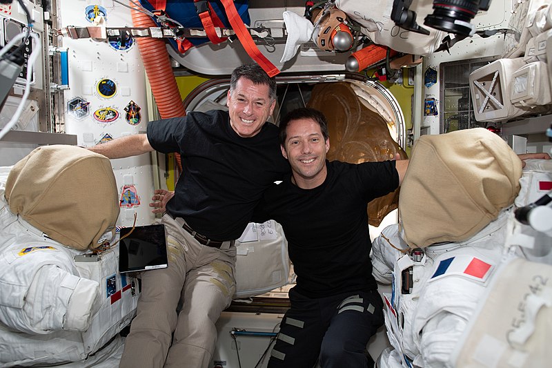 File:ISS-65 Portrait of Kimbrough and Pesquet in Quest airlock.jpg