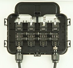 Anschlusskasten eines PV-Moduls.