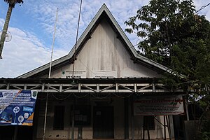 Kantor kepala desa Keramat