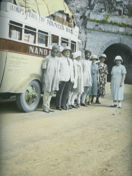 File:Kashmir, Gruppbild med bland annat någr, 0964.b.1021.tif