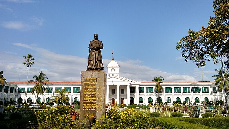 File:Kerala Government Secretariat.jpg