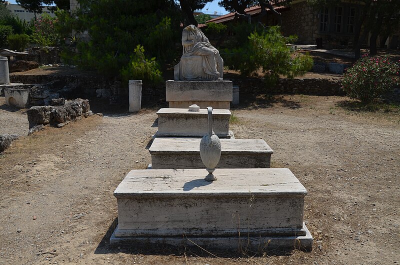 File:Kerameikos, Athens - 51037525257.jpg