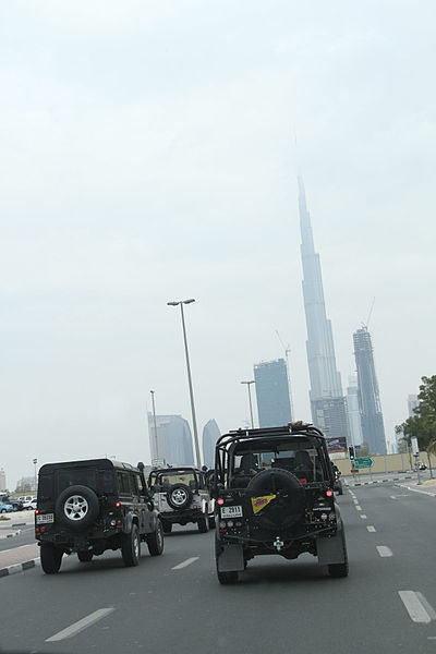 File:Land-Rover-UAE-Owners-Club-Parade-06 (7002491453).jpg
