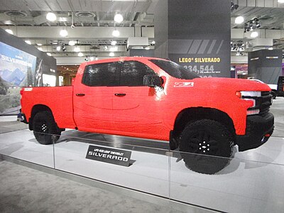 Lego Chevrolet Silverado.jpg