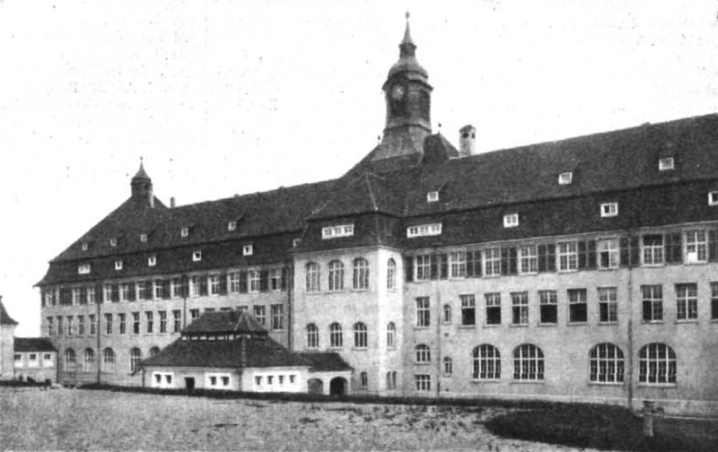 File:Lehrerseminar Backnang (1910) Hofansicht Zentralblatt Abbildung 2.png