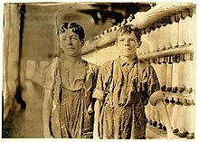 Leopold Daigneau and Arsene Lussier, 1909 Lewis Hine, Leopold Daigneau and Arsene Lussier, back-roping boys, Burlington, Vermont, 1909.jpg