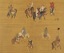 Peinture de dix personnes montant un cheval au cours d'une partie de chasse à laquelle participent des chiens. Au centre, un personnage est vêtue d'une grosse fourrure blanche et noire. Parmi les autres personnages, deux sont de couleurs noires et un blanc.