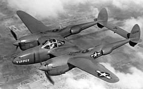 Avion P-38 Lightning.