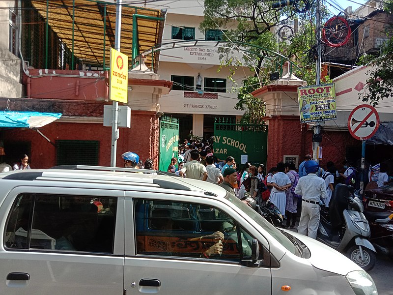 File:Loreto Day School, a Catholic girl's school, at 65, BB Ganguly Street, Bowbazar, Kolkata, West Bengal 700012.jpg