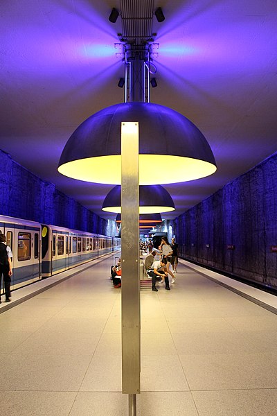 File:München - Westfriedhof U-bahnstation (2).jpg