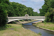 English: Bridge over the Main river in Bayreuth Deutsch: Brücke über den Roten Main in Bayreuth Nähe Cineplex (Casselmannstraße) This is a picture of the Bavarian Baudenkmal (cultural heritage monument) with the ID D-4-62-000-444 (Wikidata)