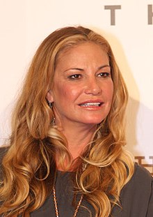 Mimi Macpherson, 2011 (cortado) .jpg