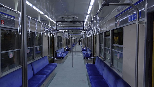 Interior of the Nagoya 300 Series rolling stock