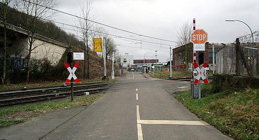 Niederdollendorf Am Ziegelofen Bahnübergang