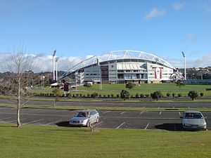 Stadion North Harbour dari sisi tenggara stadion