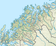 Øksfjordjøkelen ligger i Troms