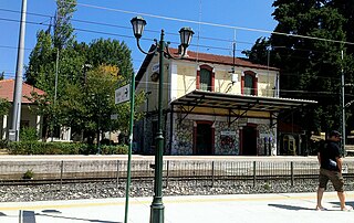 <span class="mw-page-title-main">Agios Stefanos railway station</span> Station on the Proastiakos railway of Athens, Greece